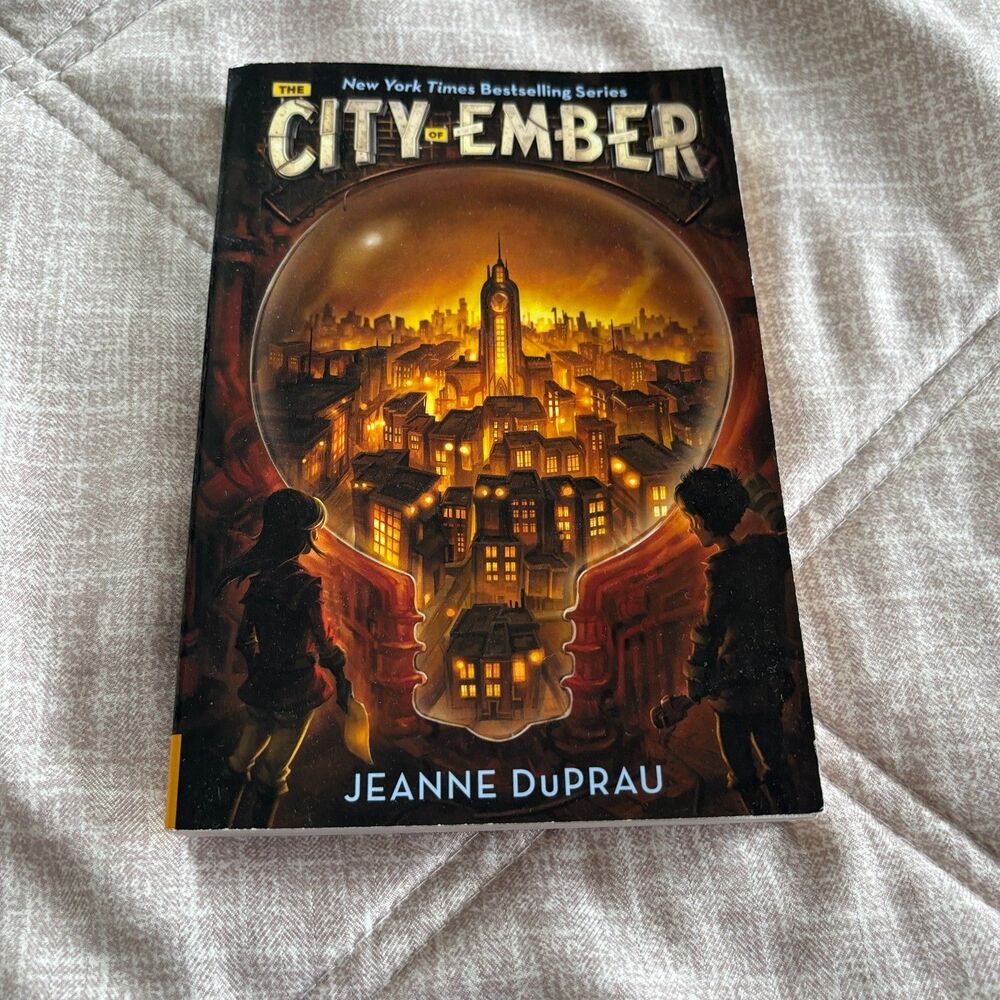 The City of Ember by Jeanne DuPrau Paperback Novel Youth / Middle Grade Sci-Fi